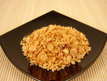 Fried Garlic Flakes